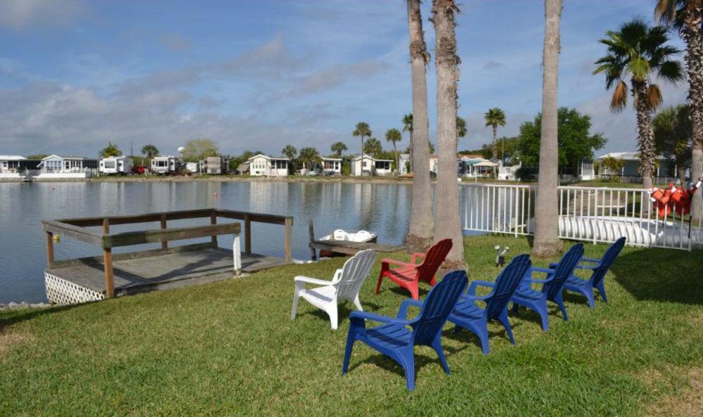Winter Quarters Encore Manatee Rv Hotel 2*