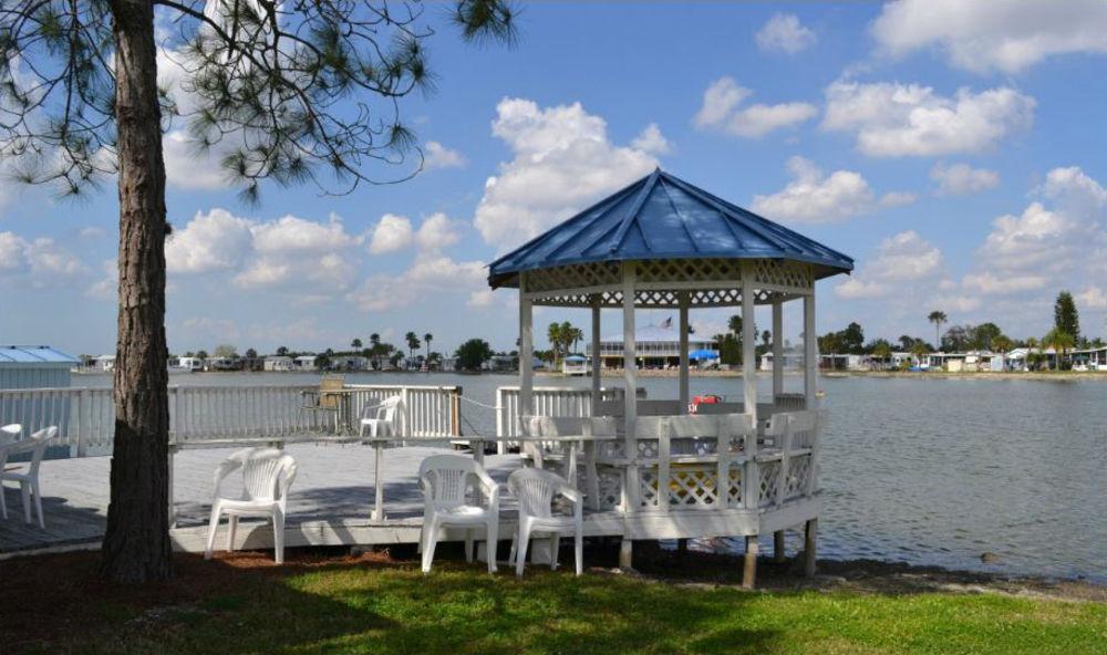 Winter Quarters Encore Manatee Rv Hotel Bradenton