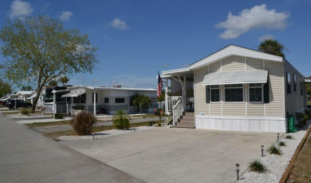 Winter Quarters Encore Manatee Rv Hotel Bradenton