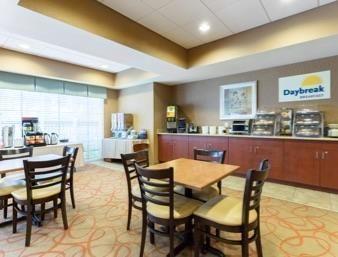 & Suites-i-95 2*