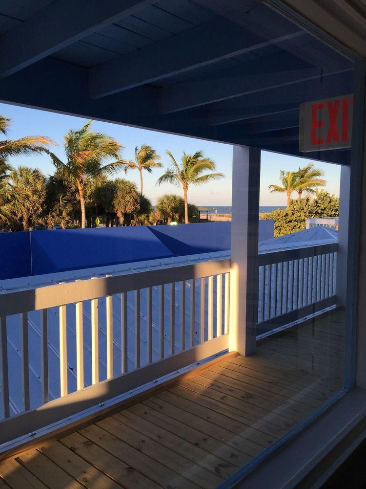 Rhumcay Beach And Grille Resort 3*