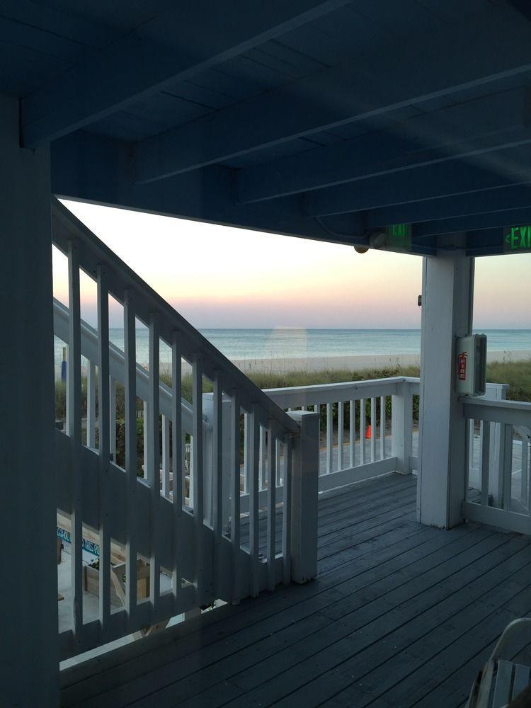 Rhumcay Beach And Grille Resort Fort Pierce