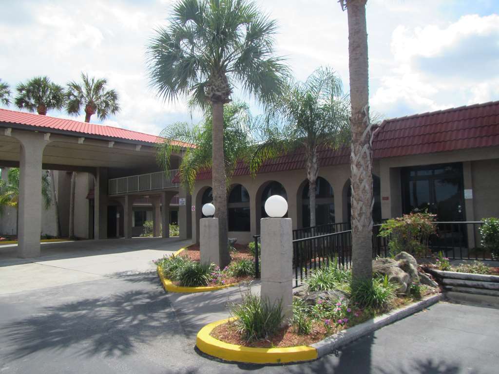 6-spring Hill, Fl - Hotel