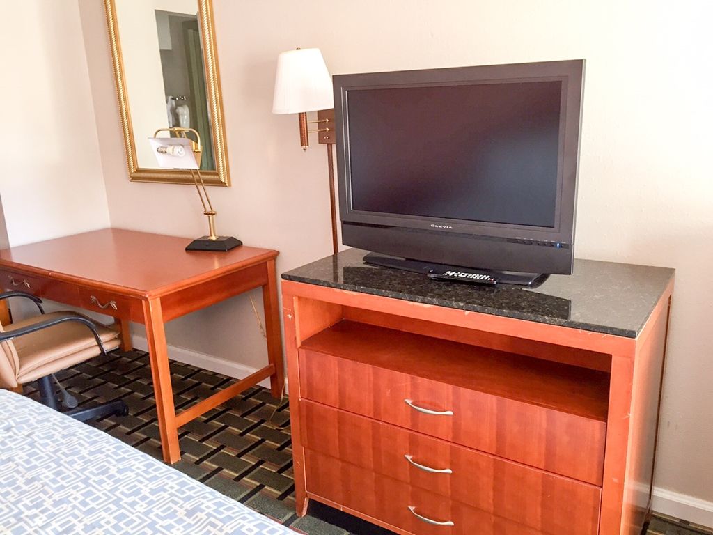 6 Englewood, Fl Hotel