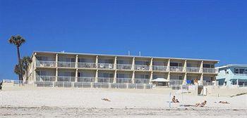 Quality Daytona Oceanfront 2*