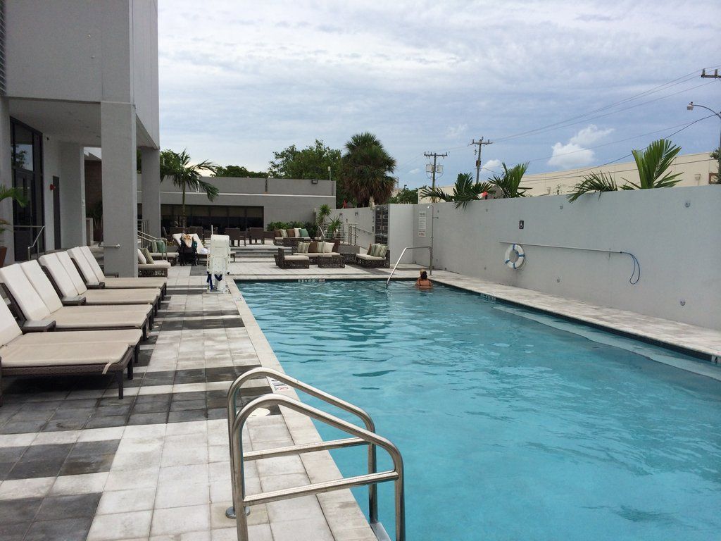 Eb Miami Airport Hotel 4*