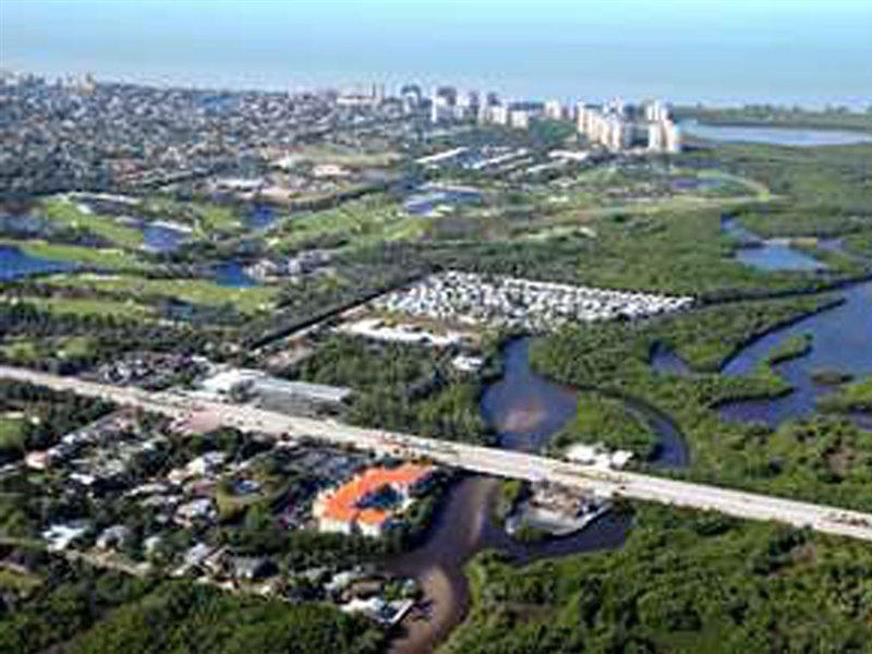 Hotel Doubletree By Hilton Naples