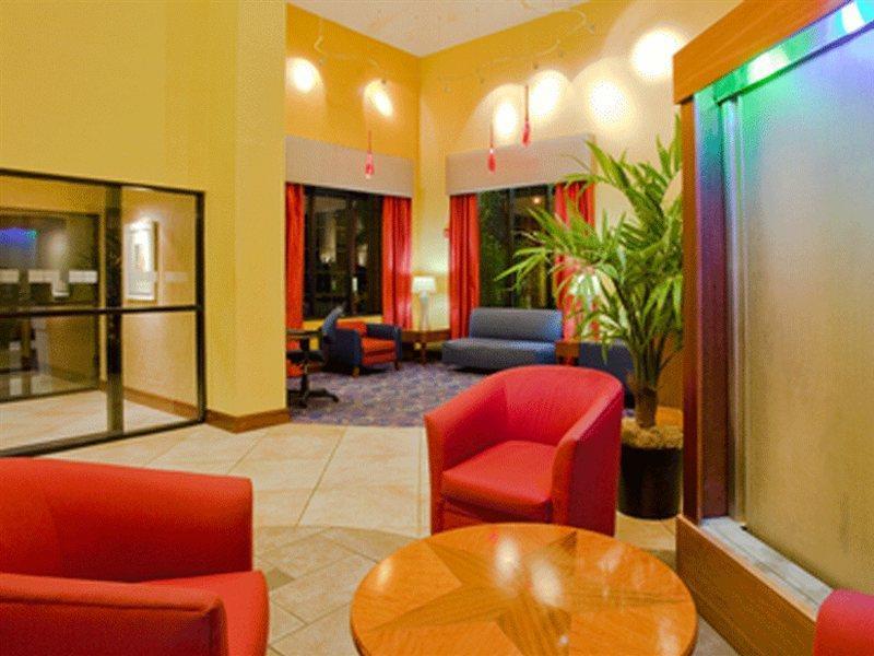 Hotel Express & - Nearest Universal By Ihg