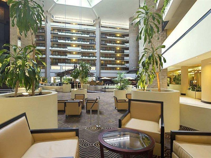 Hotel Embassy By Hilton Orlando International Drive Icon Park