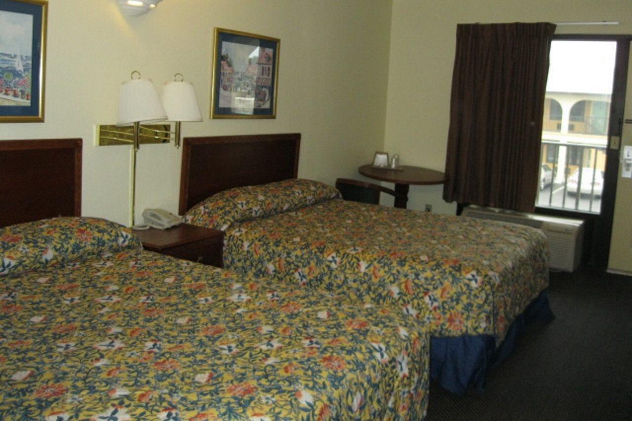 Hotel Ocean Breeze St. Augustine Beach