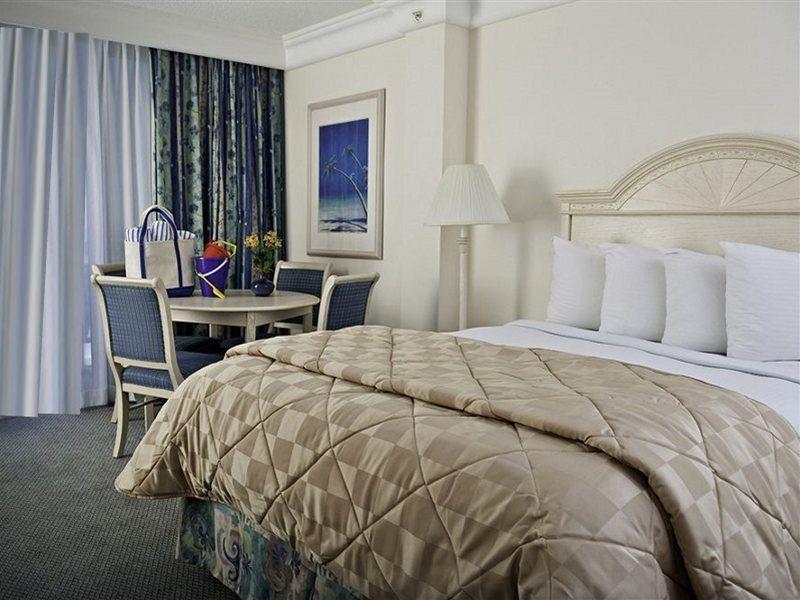 Aparthotel Daytona Oceanfront Condostudio 3*