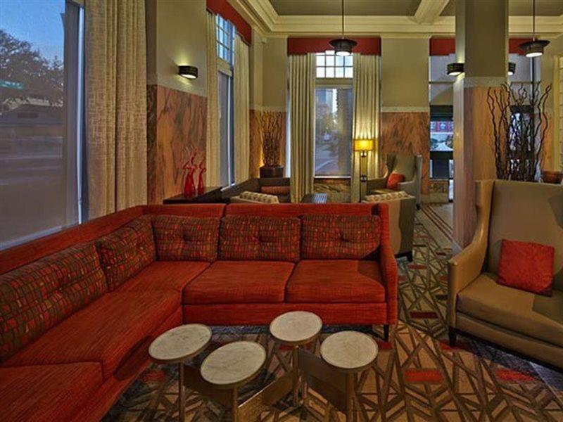 Courtyard By Marriott Downtown St. Petersburg