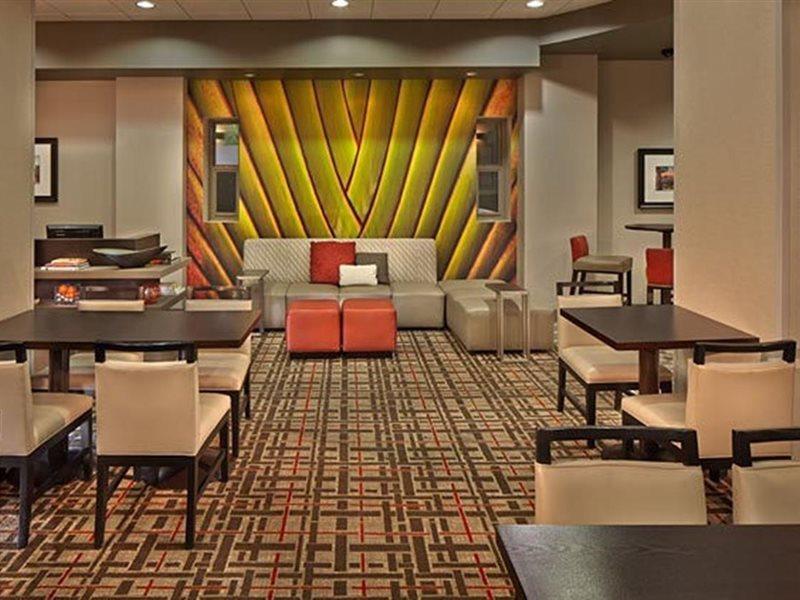 Hotel Courtyard By Marriott Downtown St. Petersburg