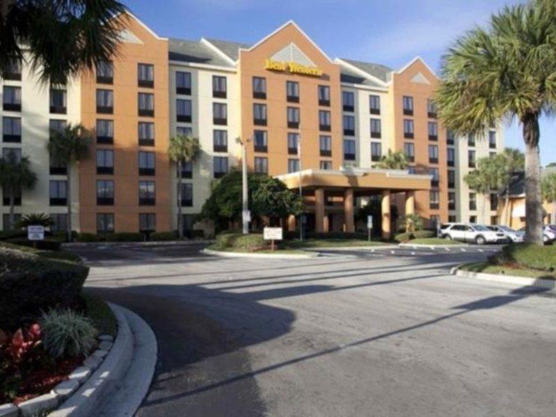 Hotel Wyndham Garden - 3*