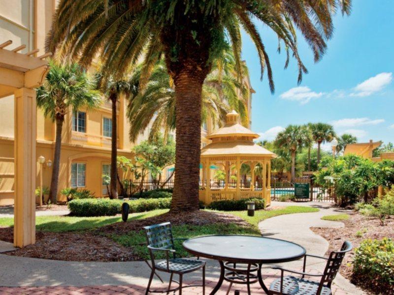 Hotel La Quinta By Wyndham Butler Blvd