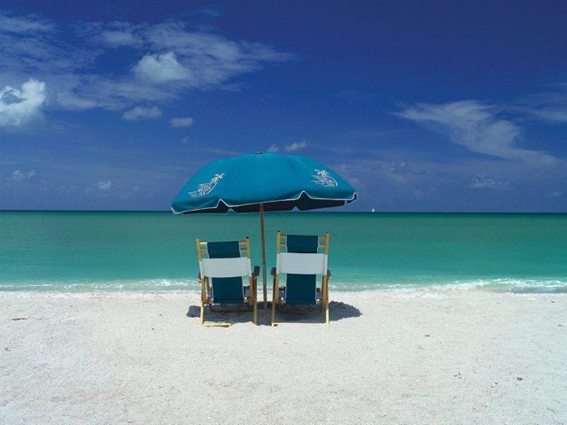 Tween Waters Island &