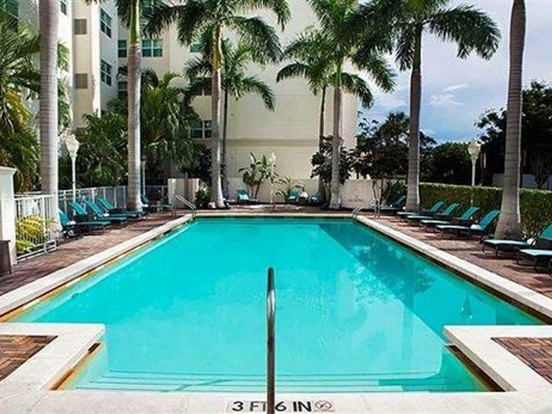 By Marriott Miami Mall Aventura