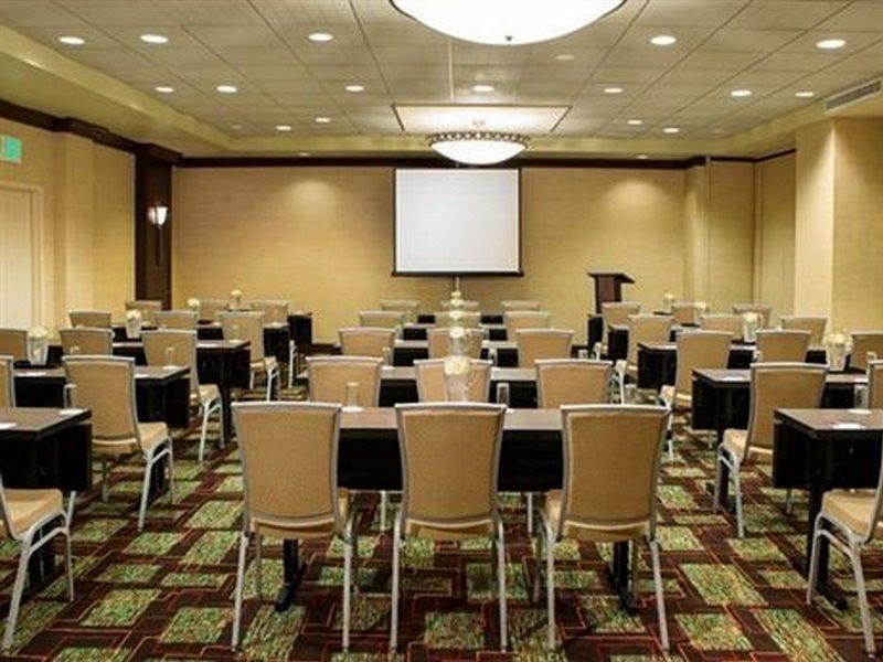 Hotel By Marriott Miami Mall 3*