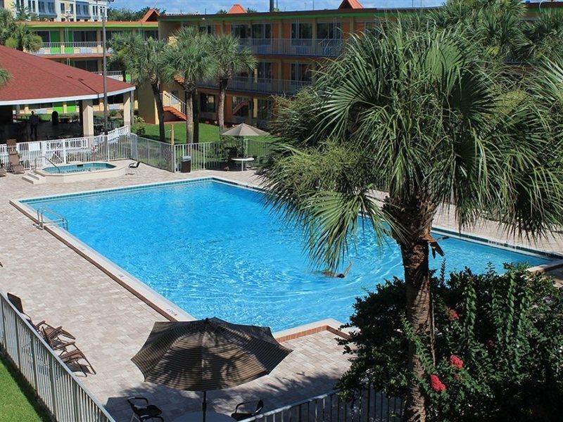 Roomba & At Old Town Kissimmee