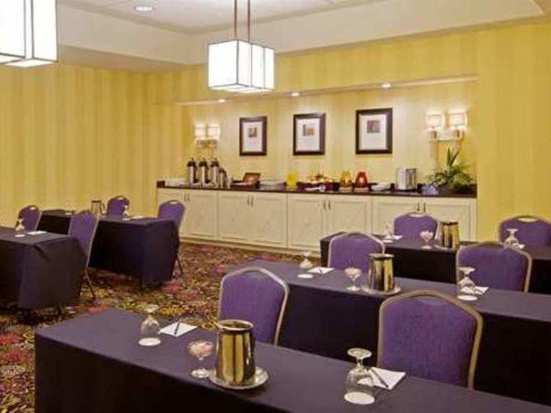 Resort Embassy By Hilton Orlando Buena Vista 3*