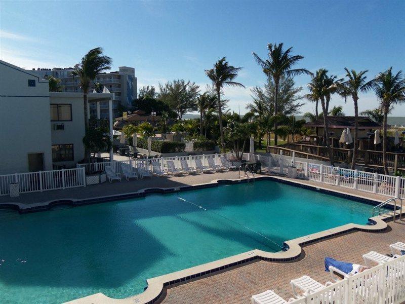 Resort The Beachcomber St. Pete & St. Pete Beach