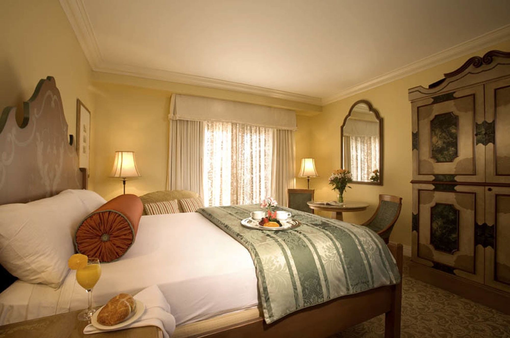 Universal's Loews Portofino Bay Orlando