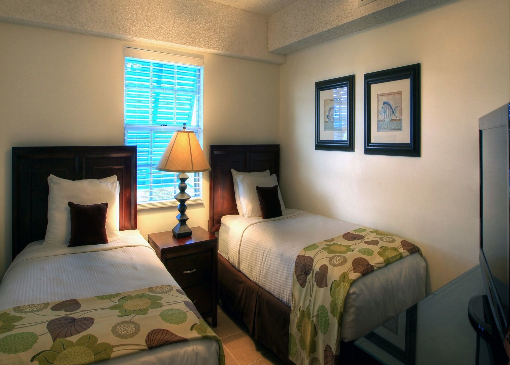Apartment Ocean Pointe At