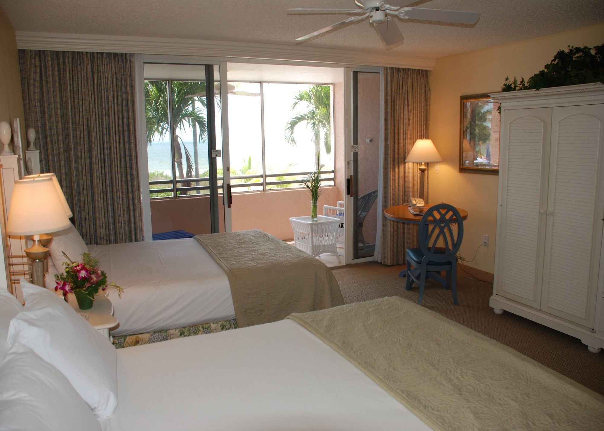 Resort Pink Shell & Marina 4*