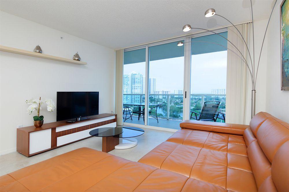 Luxury At Intracoastal