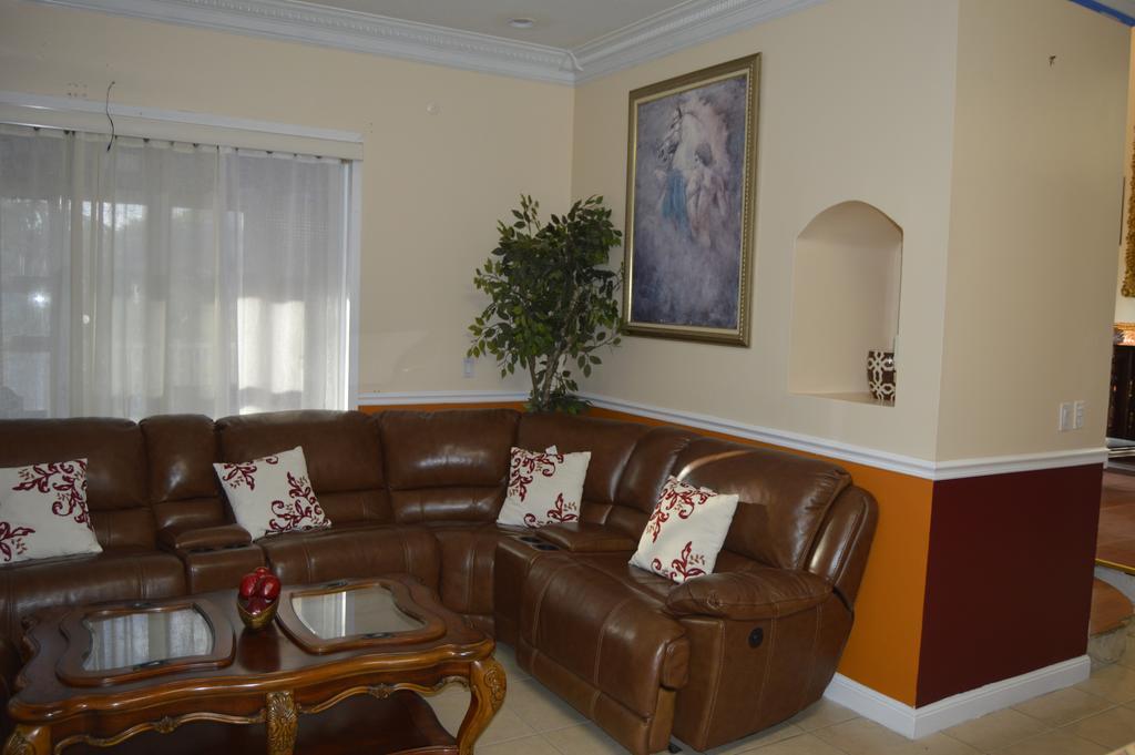 Guest house Little Castle *