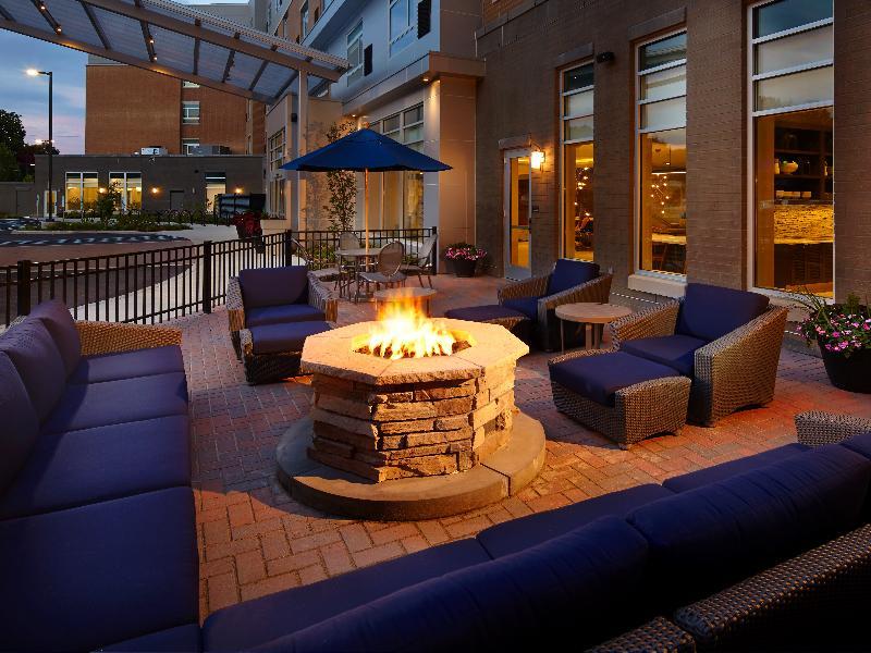 Hyatt House 5th Avenue Naples