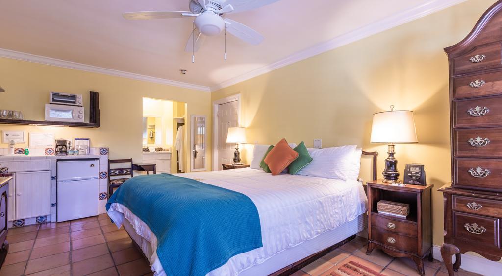 Hotel The Caribbean Court Boutique Vero Beach