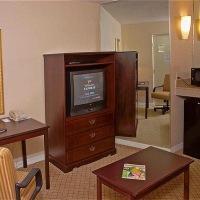 Express & West By Ihg Hotel Bradenton