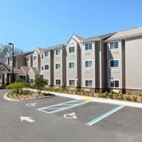 Hotel Microtel & By Wyndham Airport 3*