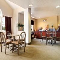 Hotel Microtel & Marianna