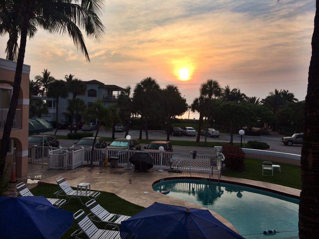 Coral Key Hotel