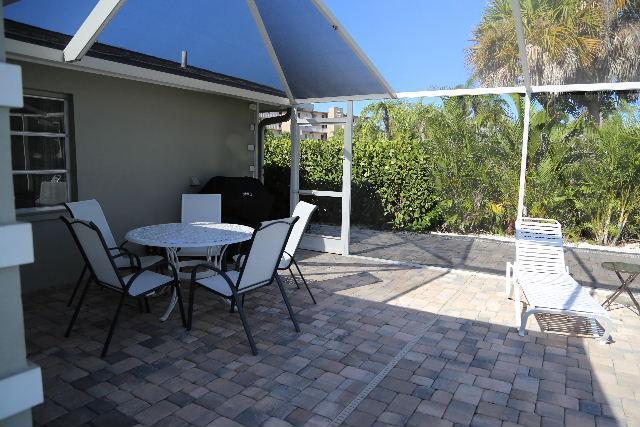 8339 Estero House Holiday home