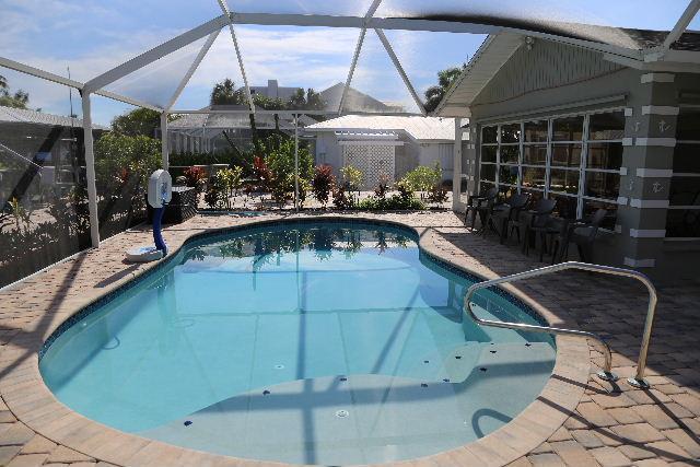 8339 Estero House *