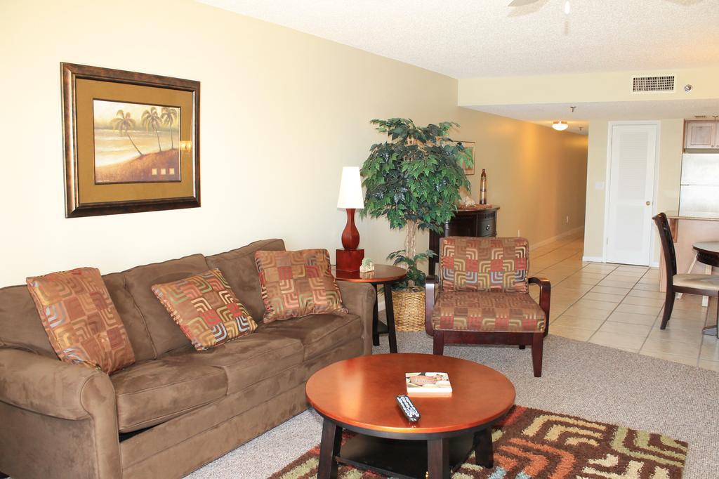 Pointe 502 Apartment *