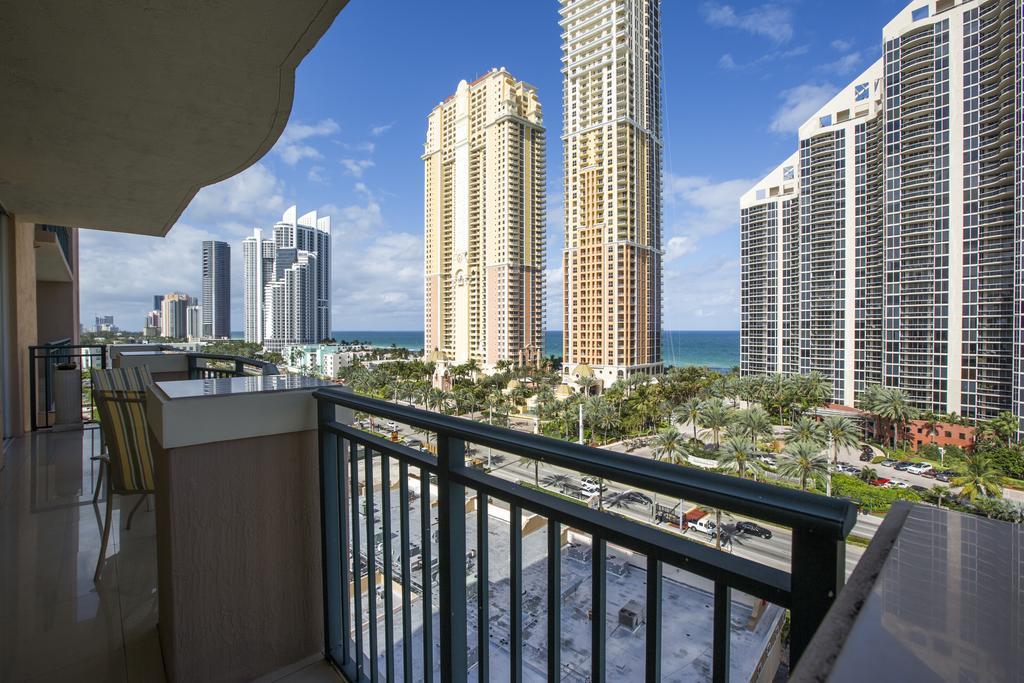 By Great Sunny Isles Lodging