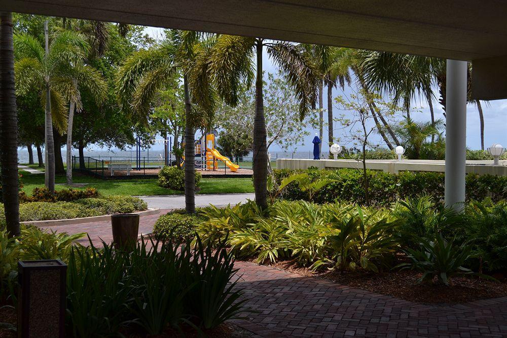 Harborside At Little Harbor Hotel Ruskin