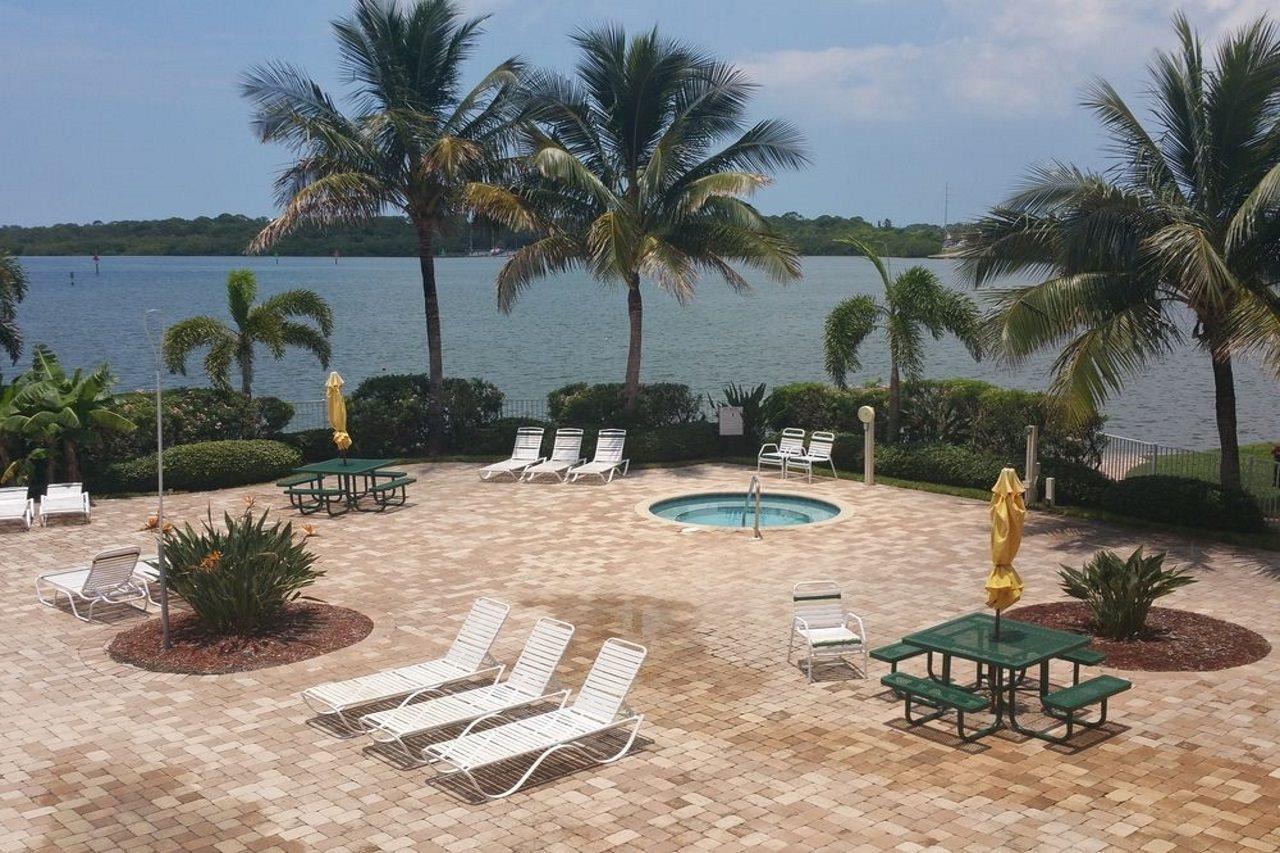 Boca Ciega By Travel Services St. Petersburg