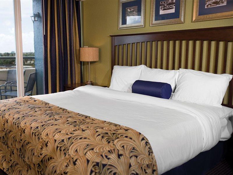 Club Wyndham Santa Barbara Resort Pompano Beach