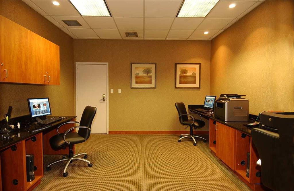 Hotel Embassy By Hilton Orlando International Drive Icon Park Williamsburg