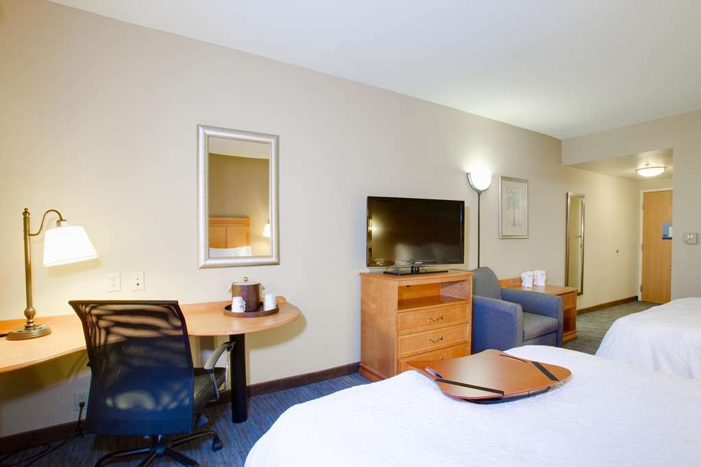 Hotel Hampton & Tampa East Casino Area