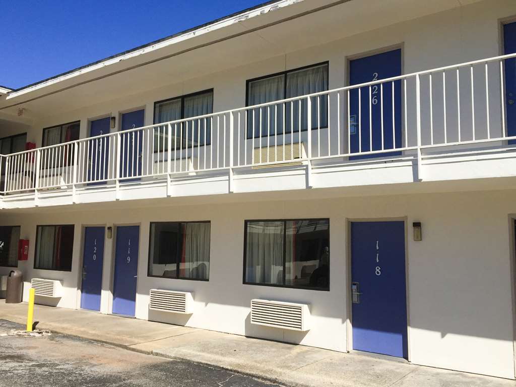 6 - West 2* Pensacola