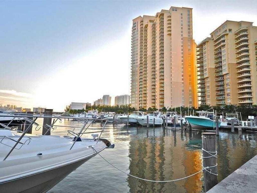Apartment Family Travel Aventura