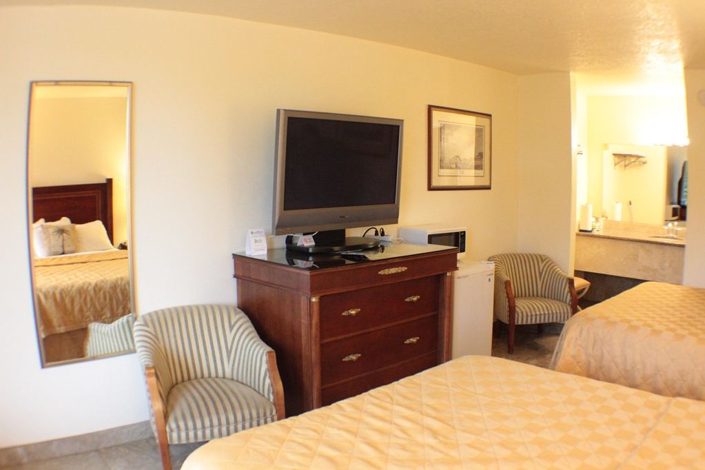At - Pierce Hotel 3*