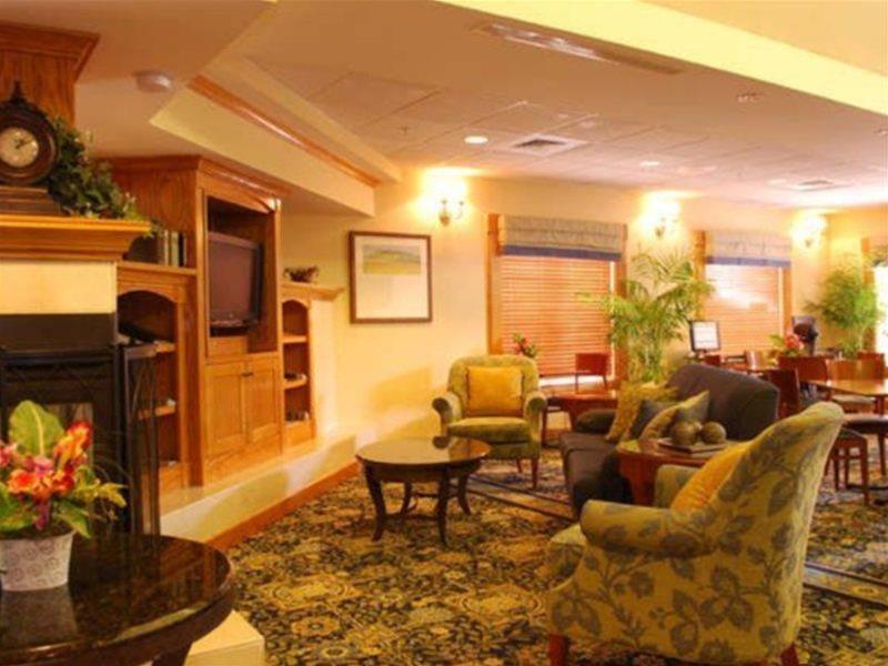 By Marriott Airport Hotel Jacksonville