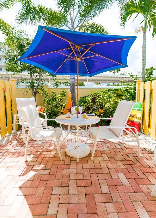 At The Beach-venice Florida 3*